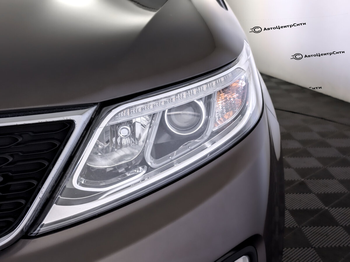 Kia Sorento с пробегом — 2016 год. Фото: #16