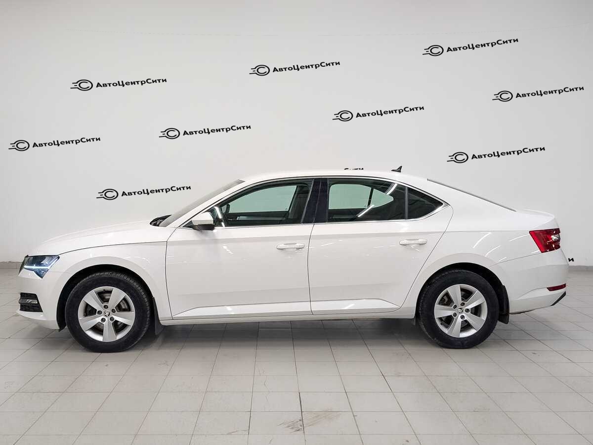 Skoda Superb с пробегом — 2020 год. Фото: #8