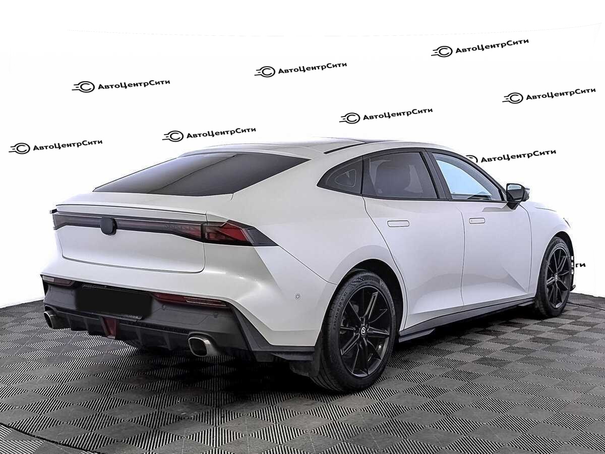 Changan UNI-V с пробегом — 2023 год. Фото: #4