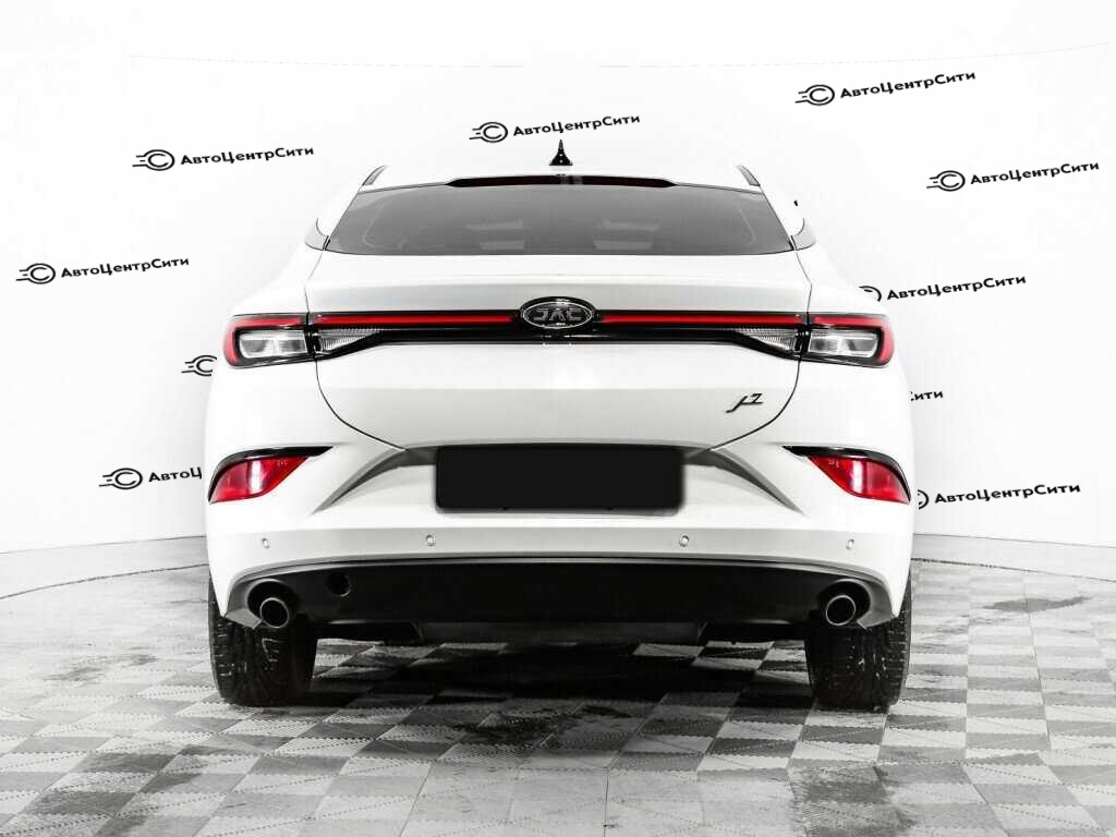 JAC J7 с пробегом — 2022 год. Фото: #5