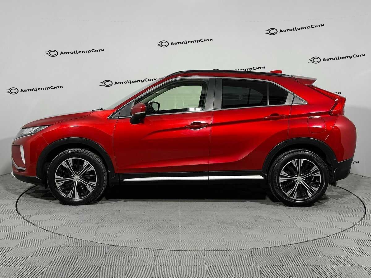 Mitsubishi Eclipse Cross с пробегом — 2018 год. Фото: #3