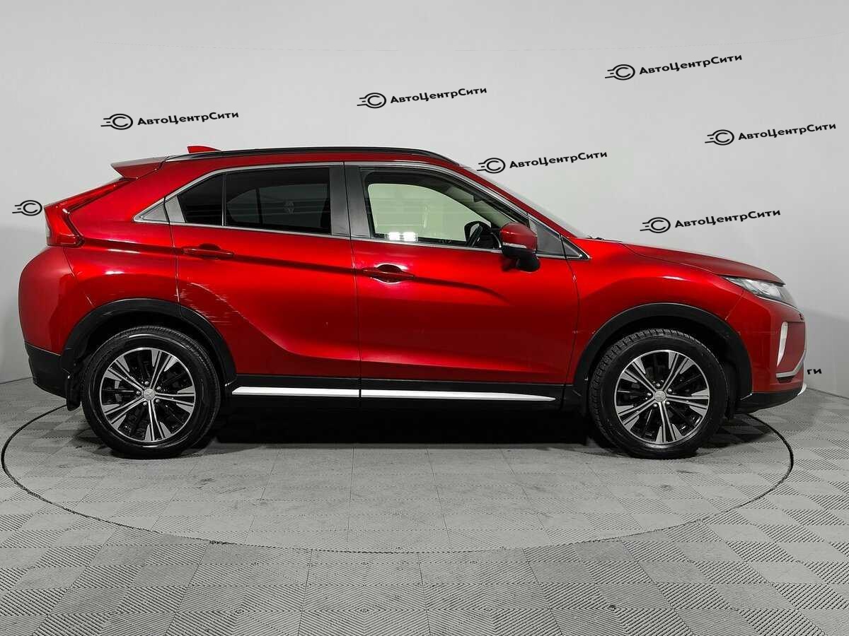 Mitsubishi Eclipse Cross с пробегом — 2018 год. Фото: #4