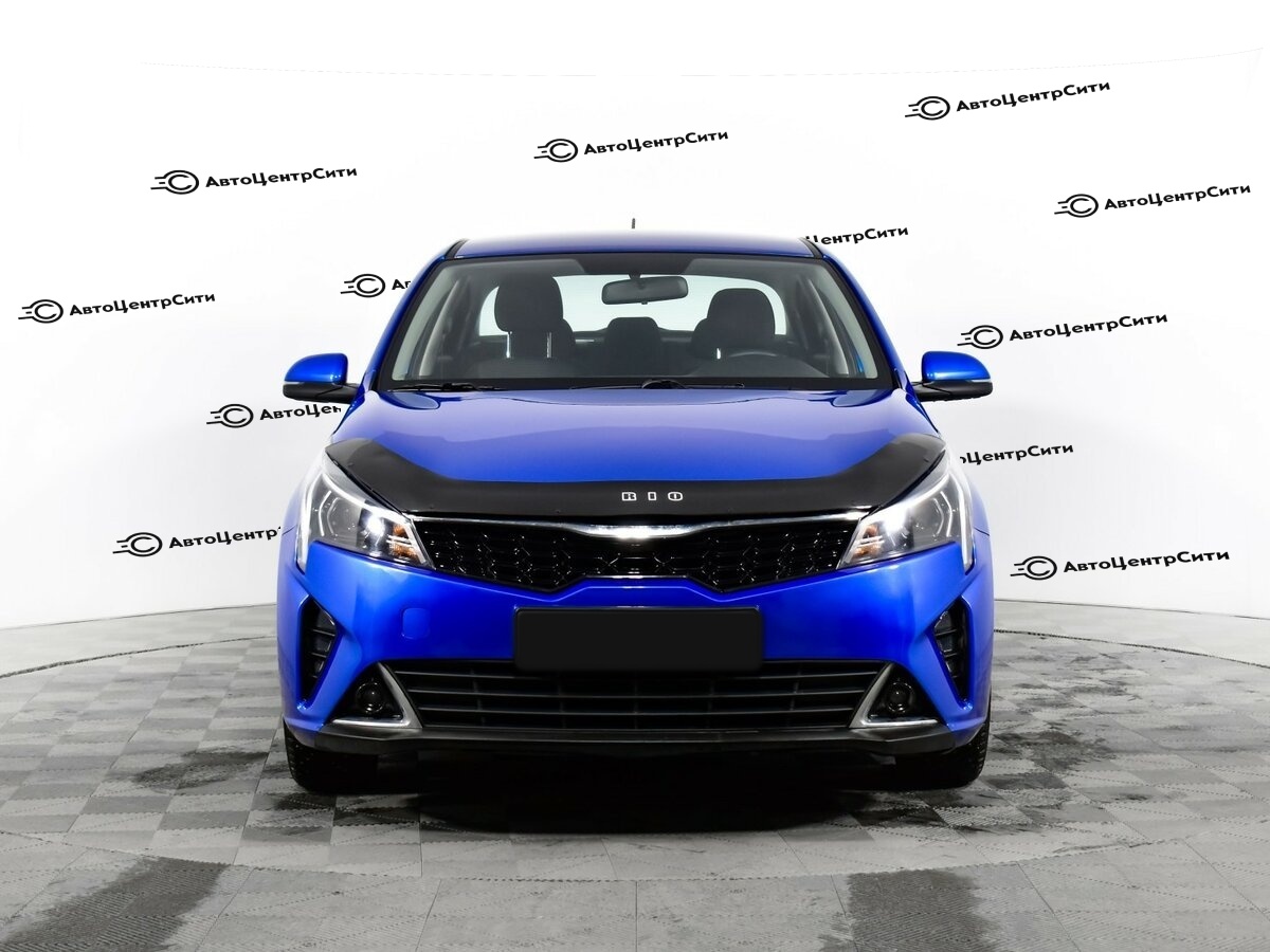 Kia Rio с пробегом — 2020 год. Фото: #1