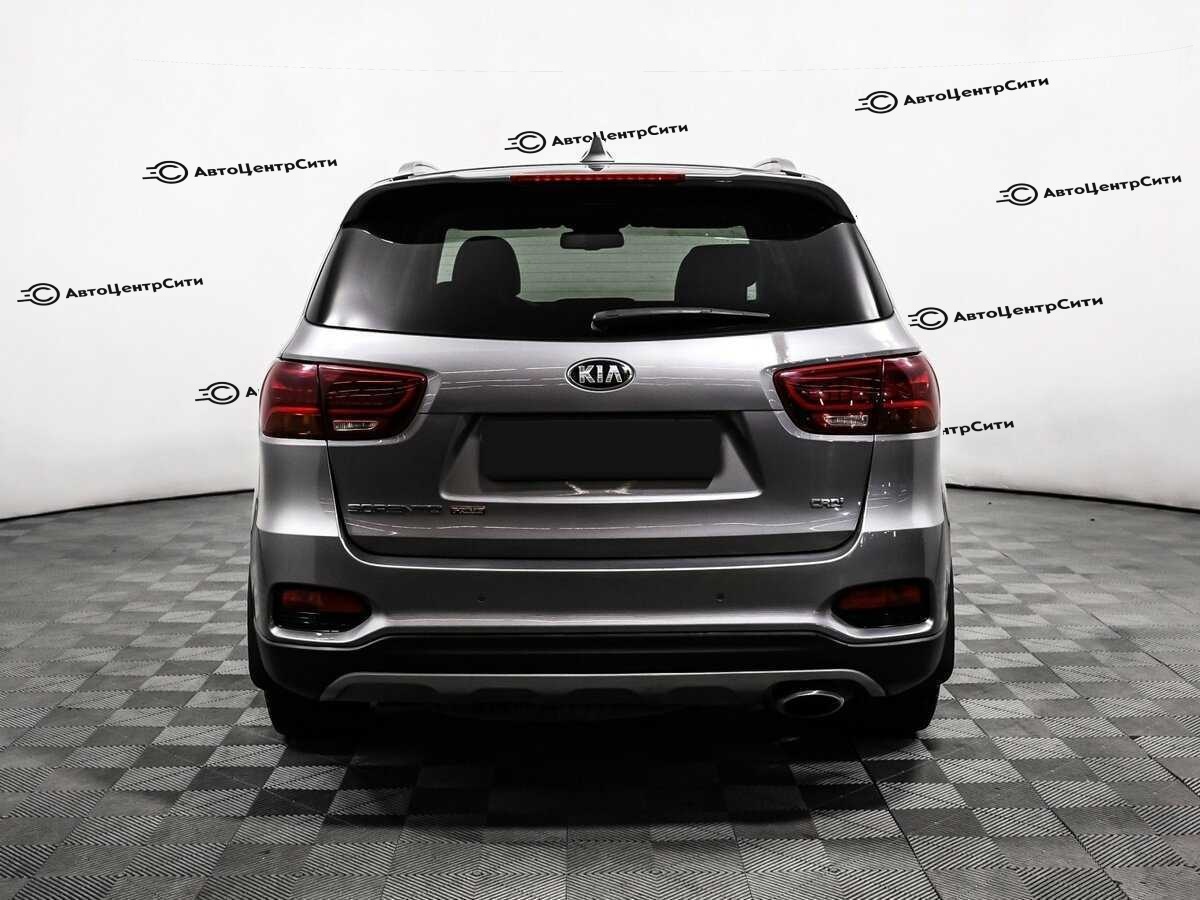 Kia Sorento с пробегом — 2018 год. Фото: #5