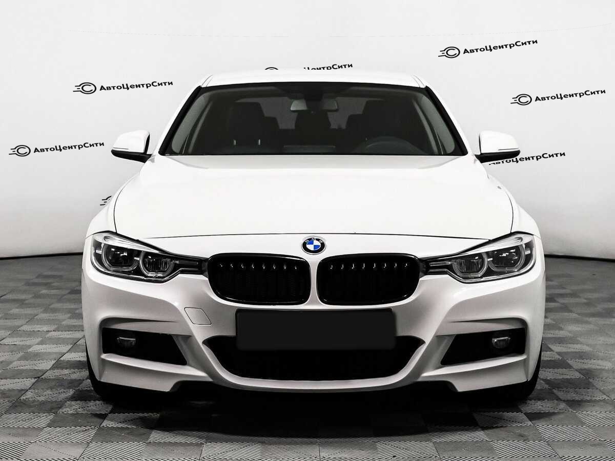 BMW 3 серии с пробегом — 2017 год. Фото: #1