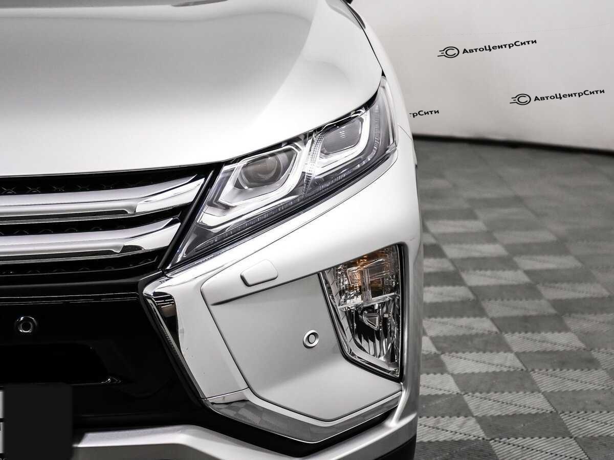Mitsubishi Eclipse Cross с пробегом — 2018 год. Фото: #15