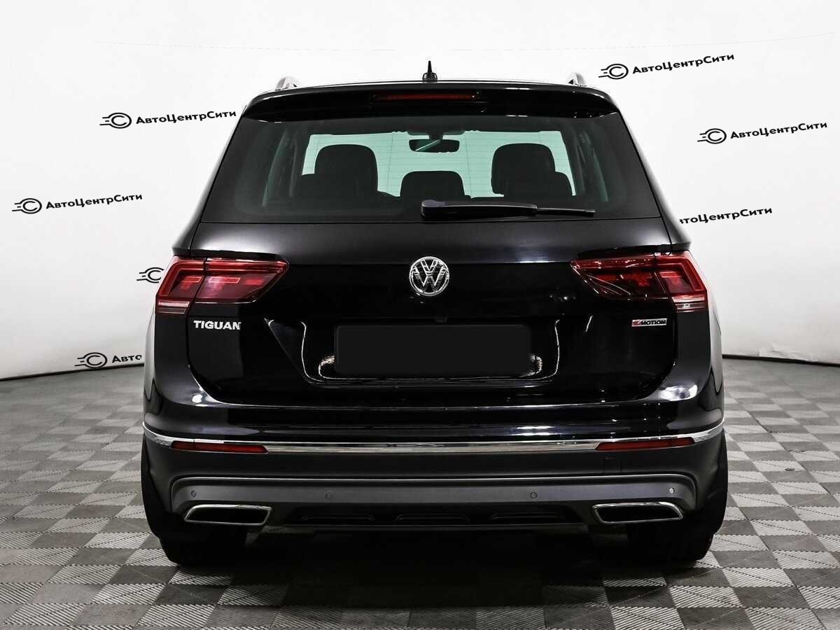 Volkswagen Tiguan с пробегом — 2018 год. Фото: #4