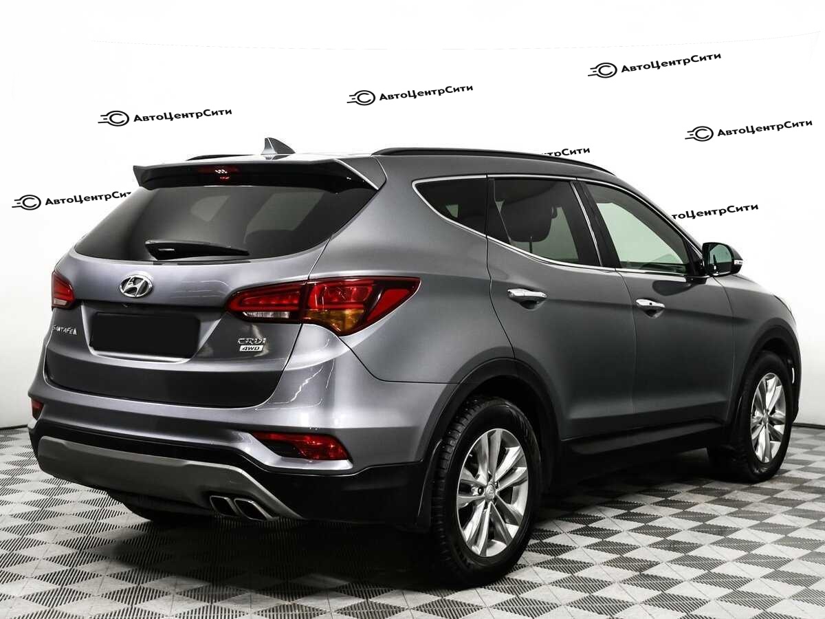Hyundai Santa Fe с пробегом — 2018 год. Фото: #4