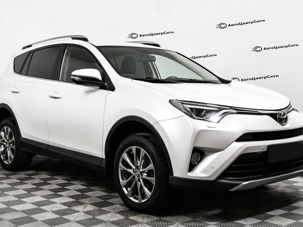 Toyota RAV4 с пробегом — 2019 год. Фото: #2