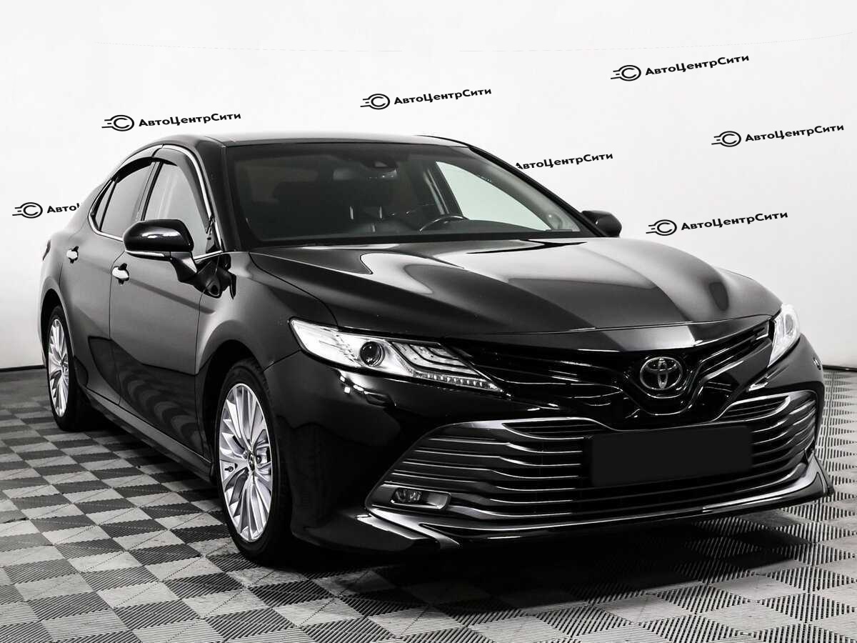 Toyota Camry с пробегом — 2019 год. Фото: #2