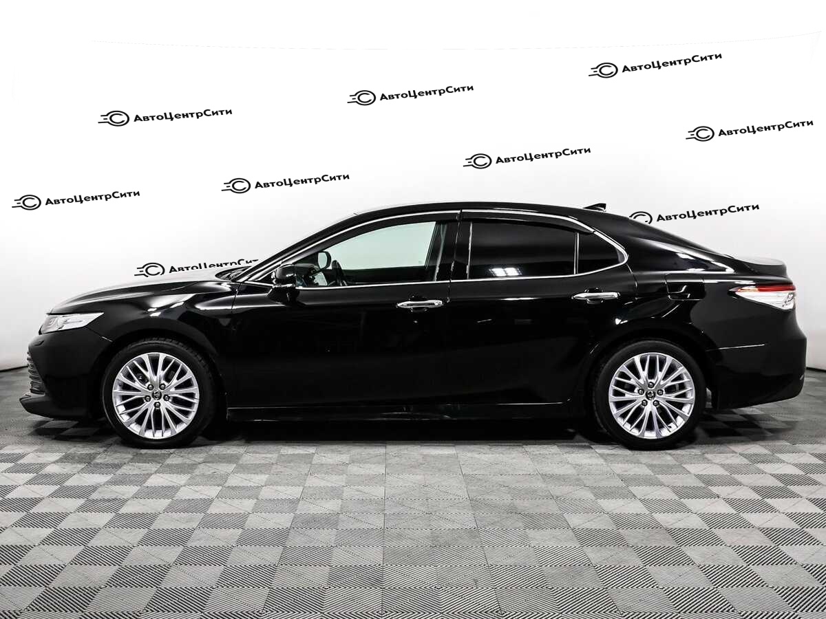 Toyota Camry с пробегом — 2019 год. Фото: #7