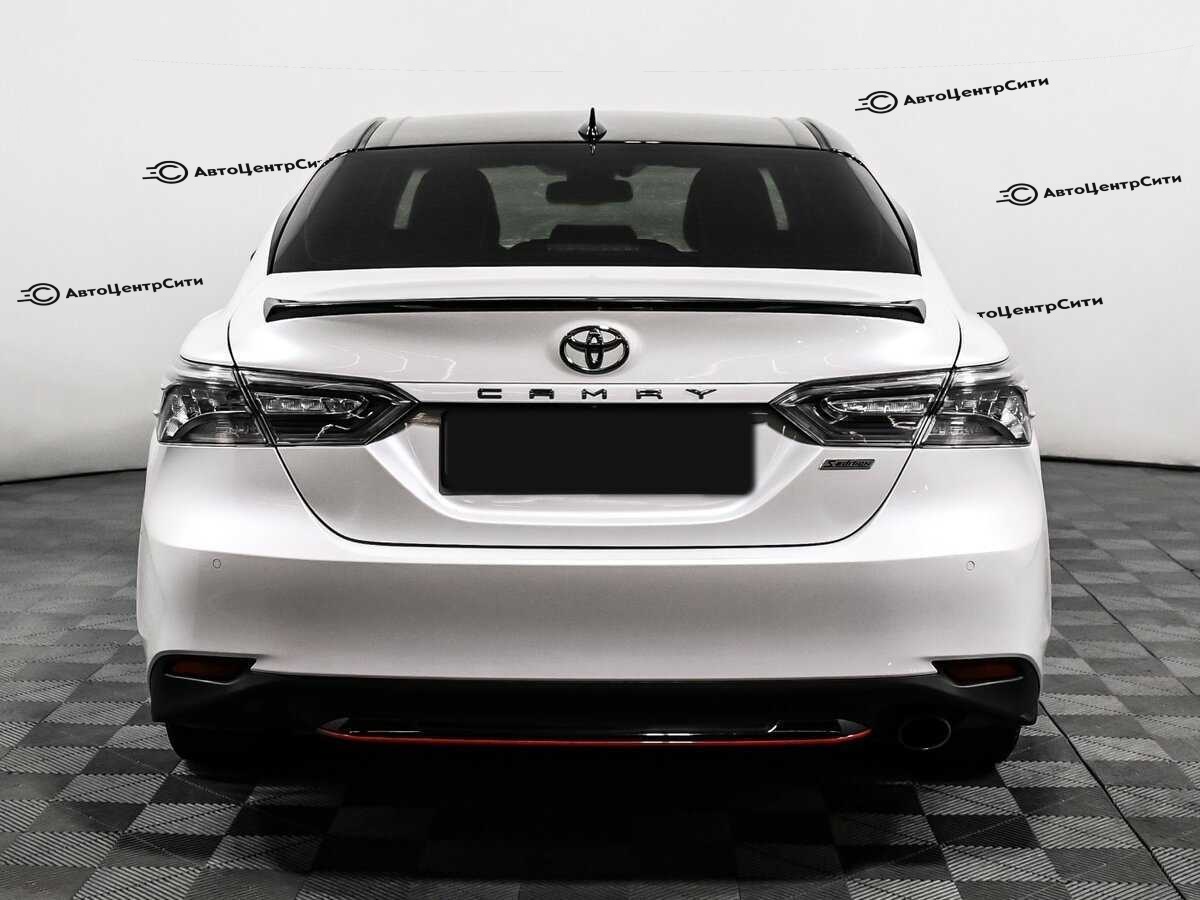 Toyota Camry с пробегом — 2020 год. Фото: #5