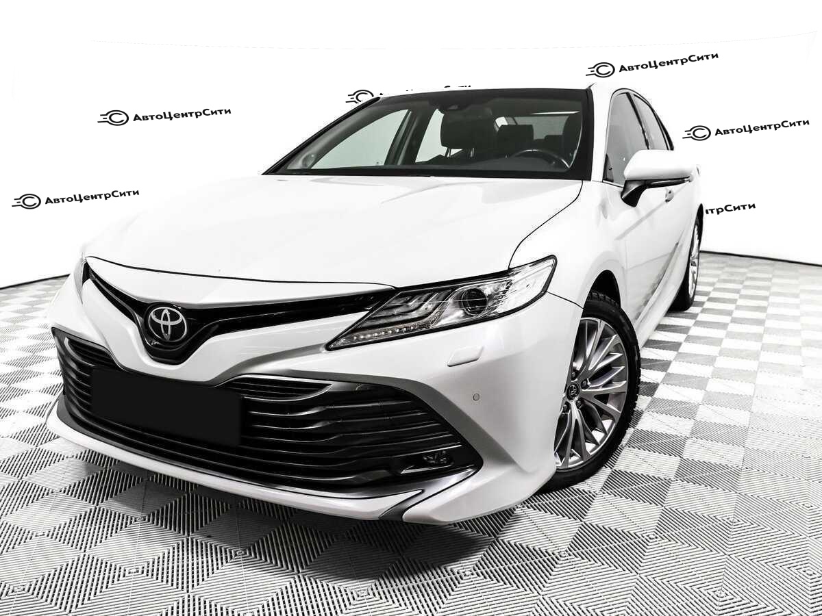 Toyota Camry с пробегом — 2018 год. Фото: #13