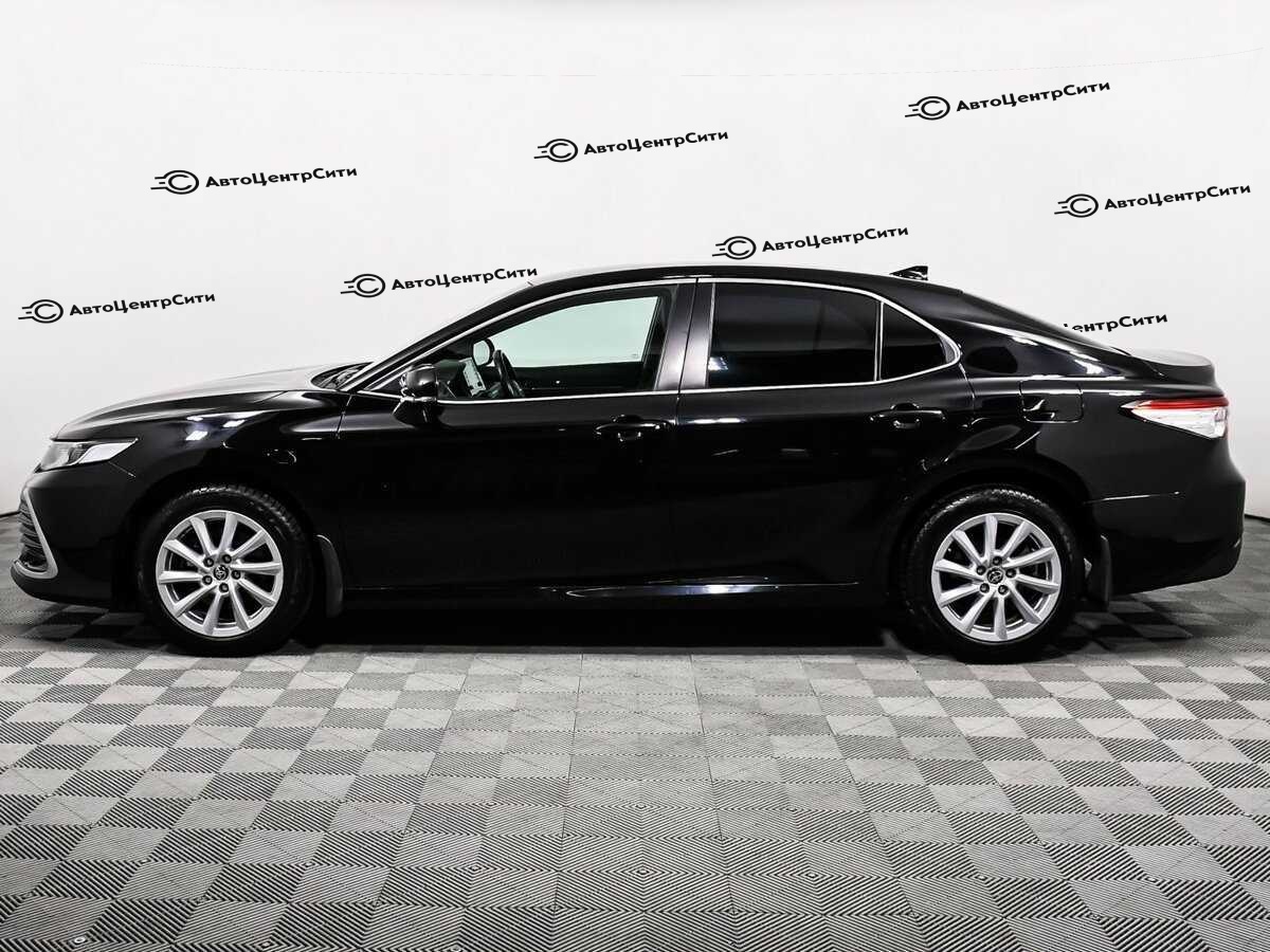 Toyota Camry с пробегом — 2022 год. Фото: #7