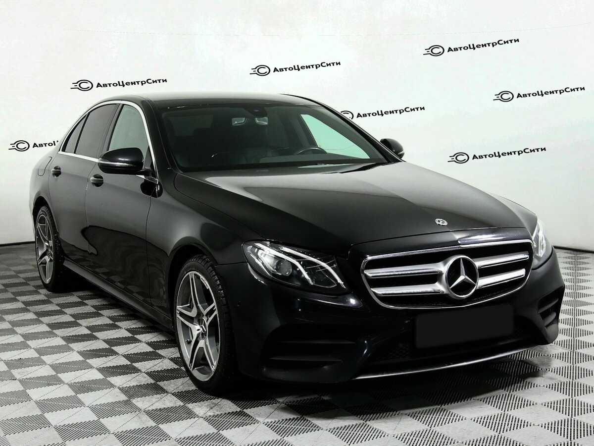 Mercedes-Benz E-Класс с пробегом — 2019 год. Фото: #2