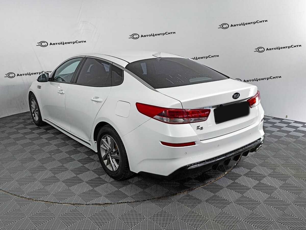 Kia K5 с пробегом — 2018 год. Фото: #6