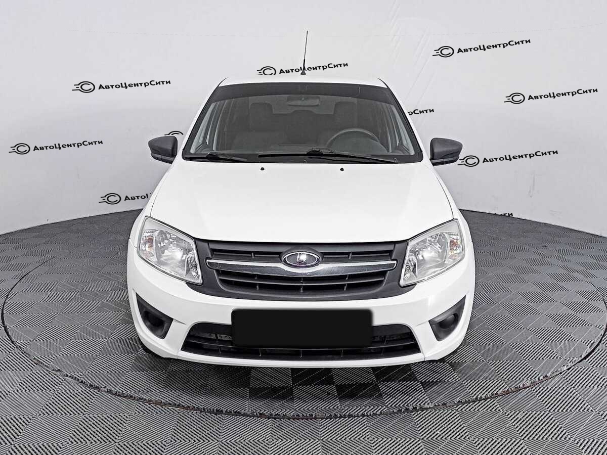 Lada (ВАЗ) Granta с пробегом — 2014 год. Фото: #1