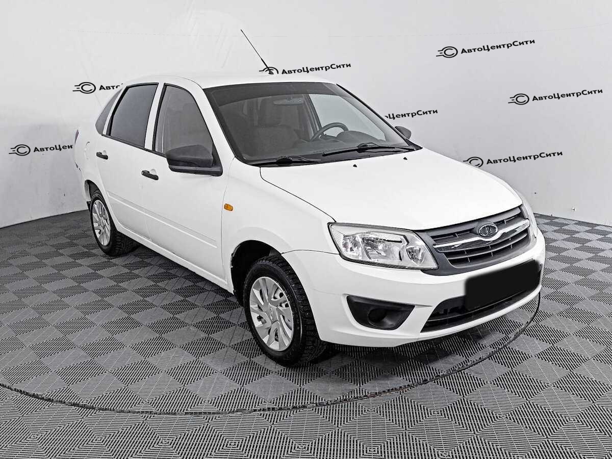 Lada (ВАЗ) Granta с пробегом — 2014 год. Фото: #2