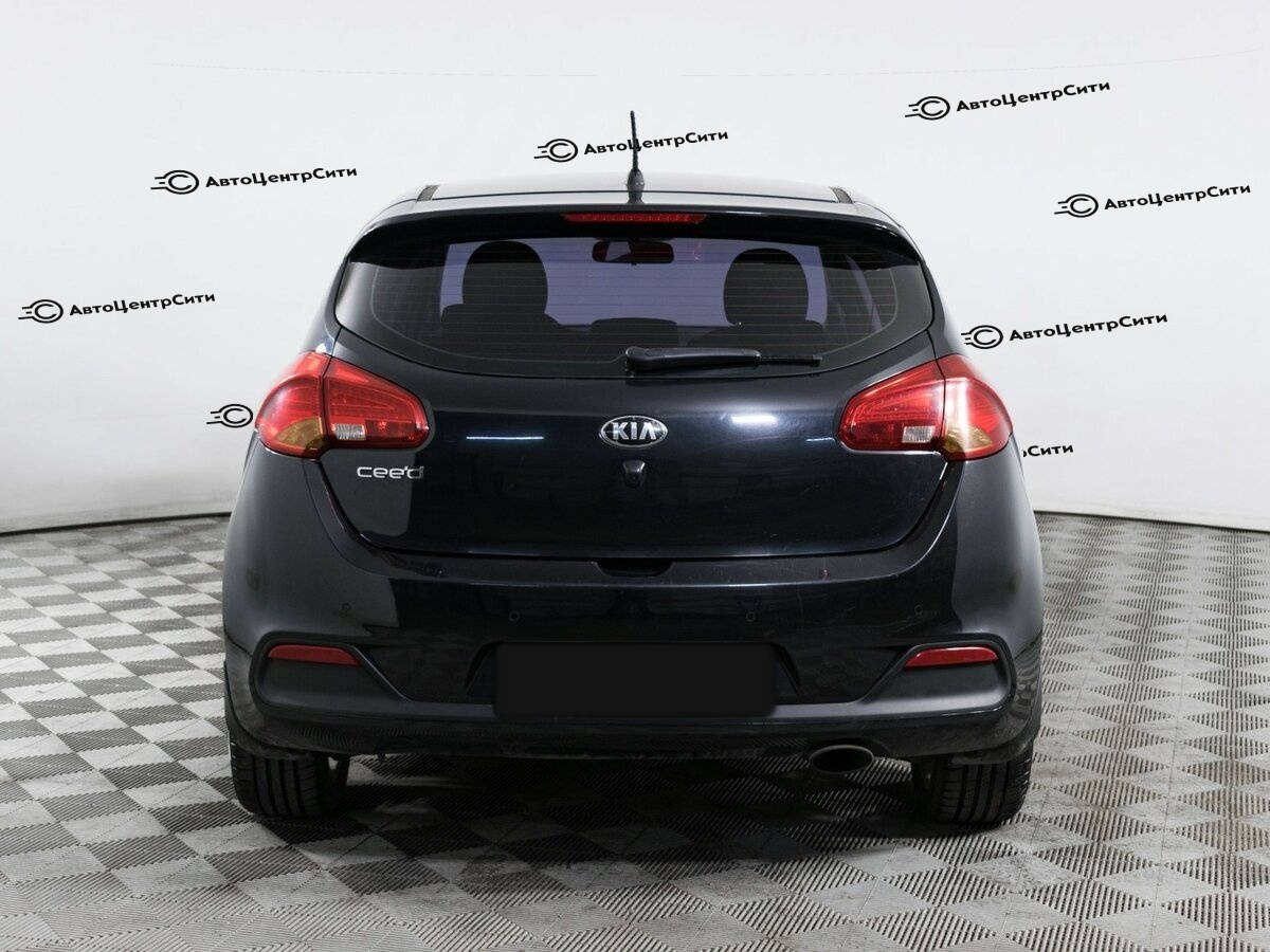 Kia Ceed с пробегом — 2014 год. Фото: #5