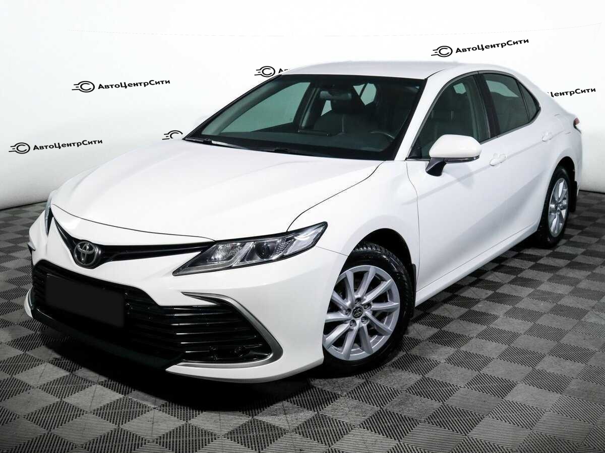 Toyota Camry с пробегом — 2021 год. Фото: #15