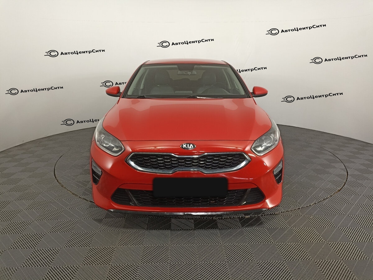 Kia Ceed с пробегом — 2018 год. Фото: #1