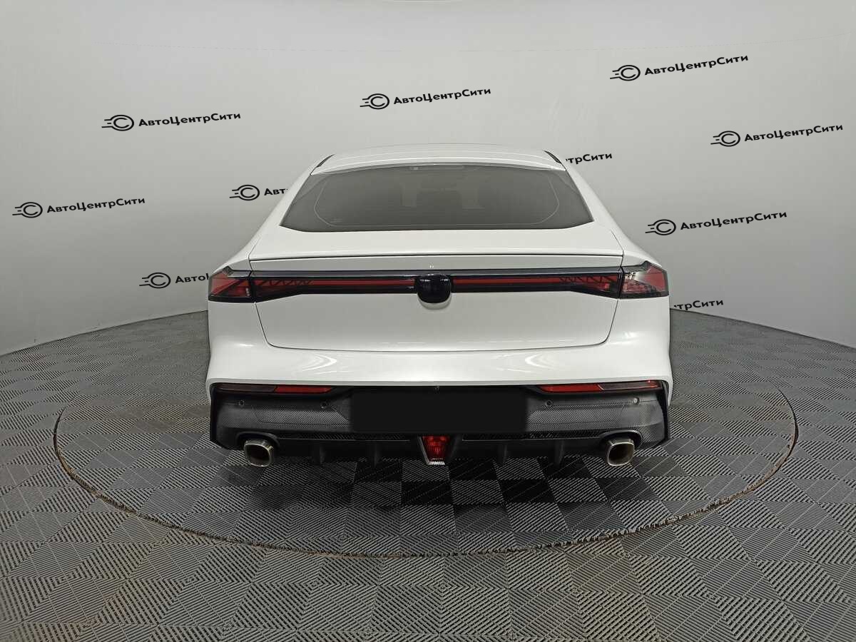 Changan UNI-V с пробегом — 2023 год. Фото: #5