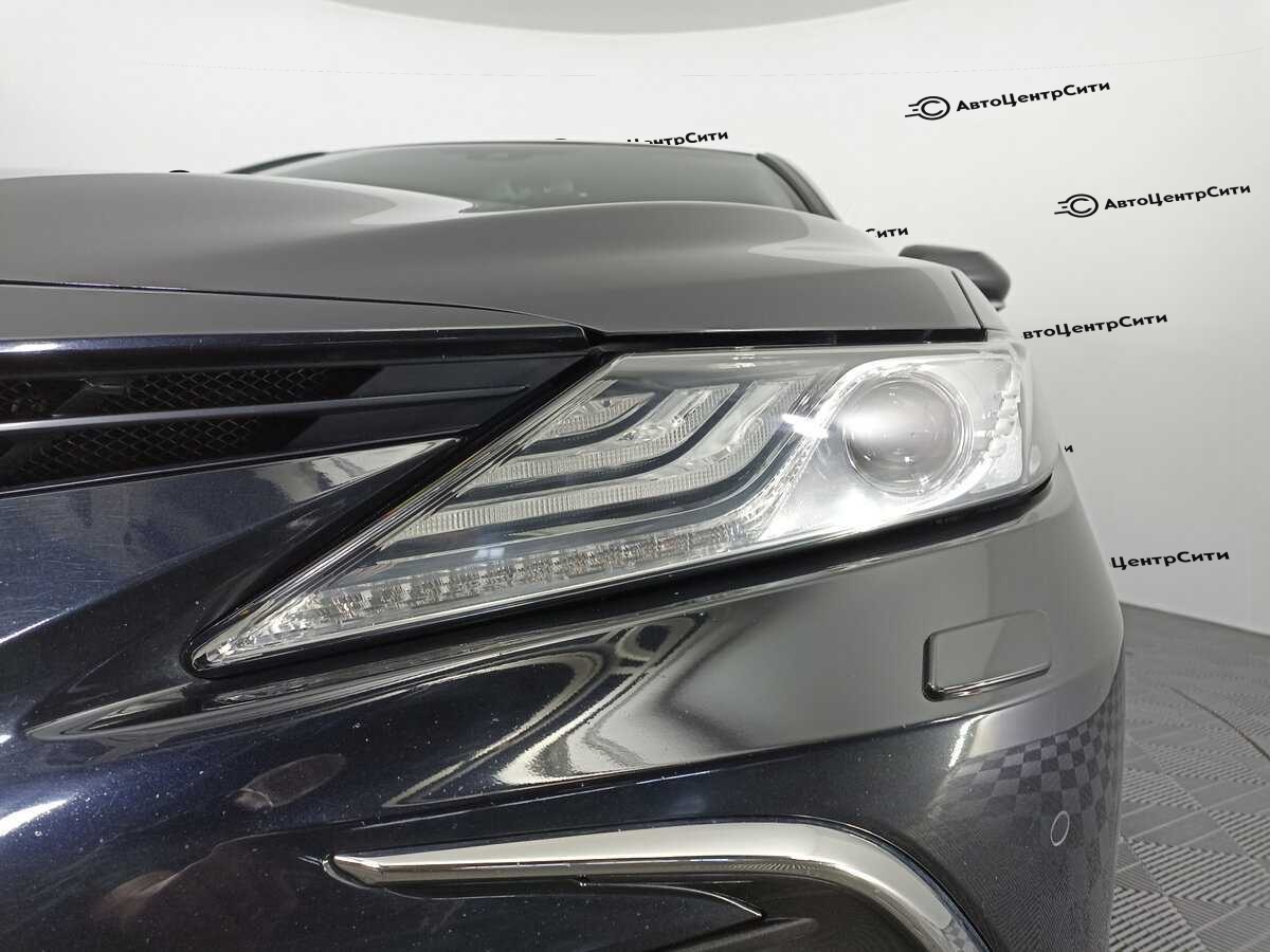 Toyota Camry с пробегом — 2021 год. Фото: #16
