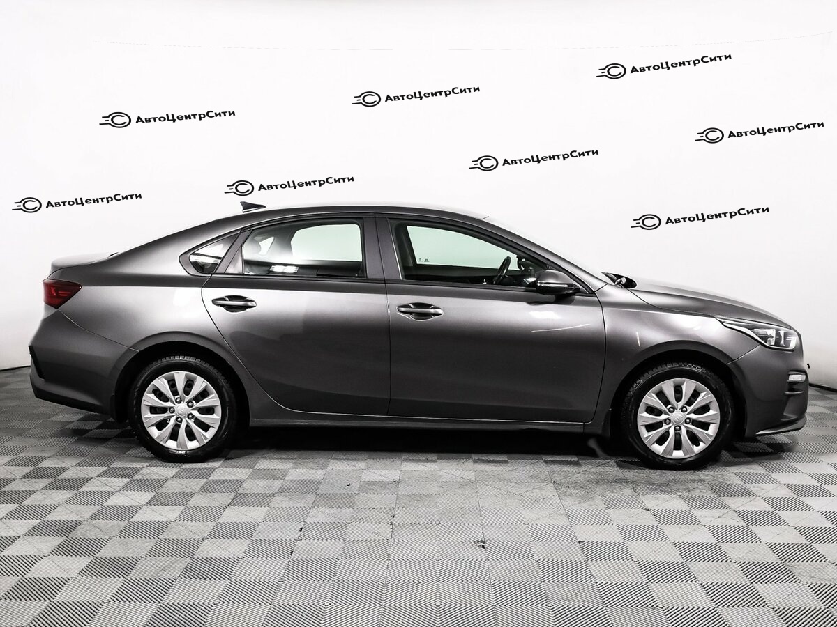 Kia Cerato с пробегом — 2021 год. Фото: #3