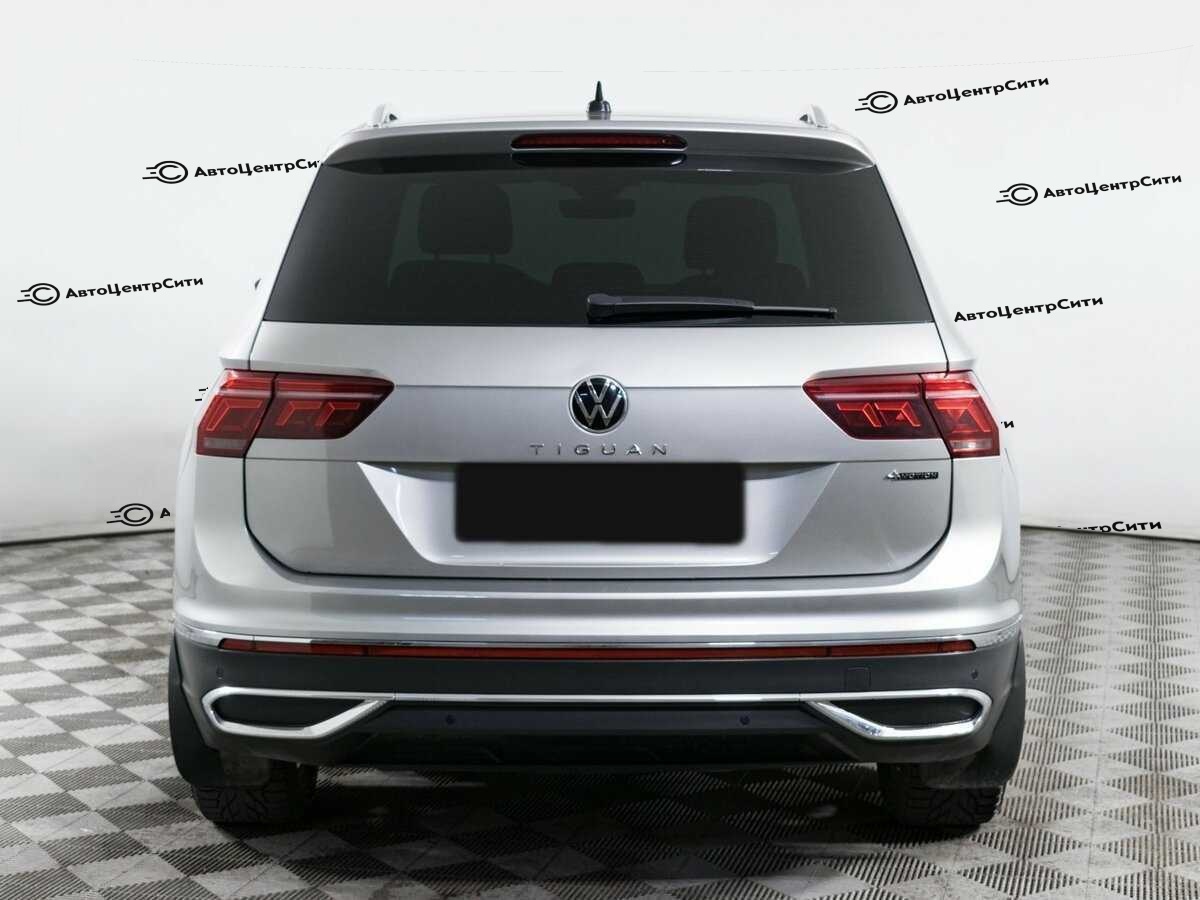 Volkswagen Tiguan с пробегом — 2021 год. Фото: #5