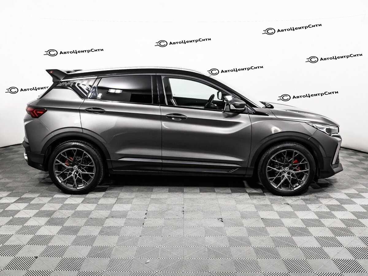 Geely Coolray с пробегом — 2023 год. Фото: #3