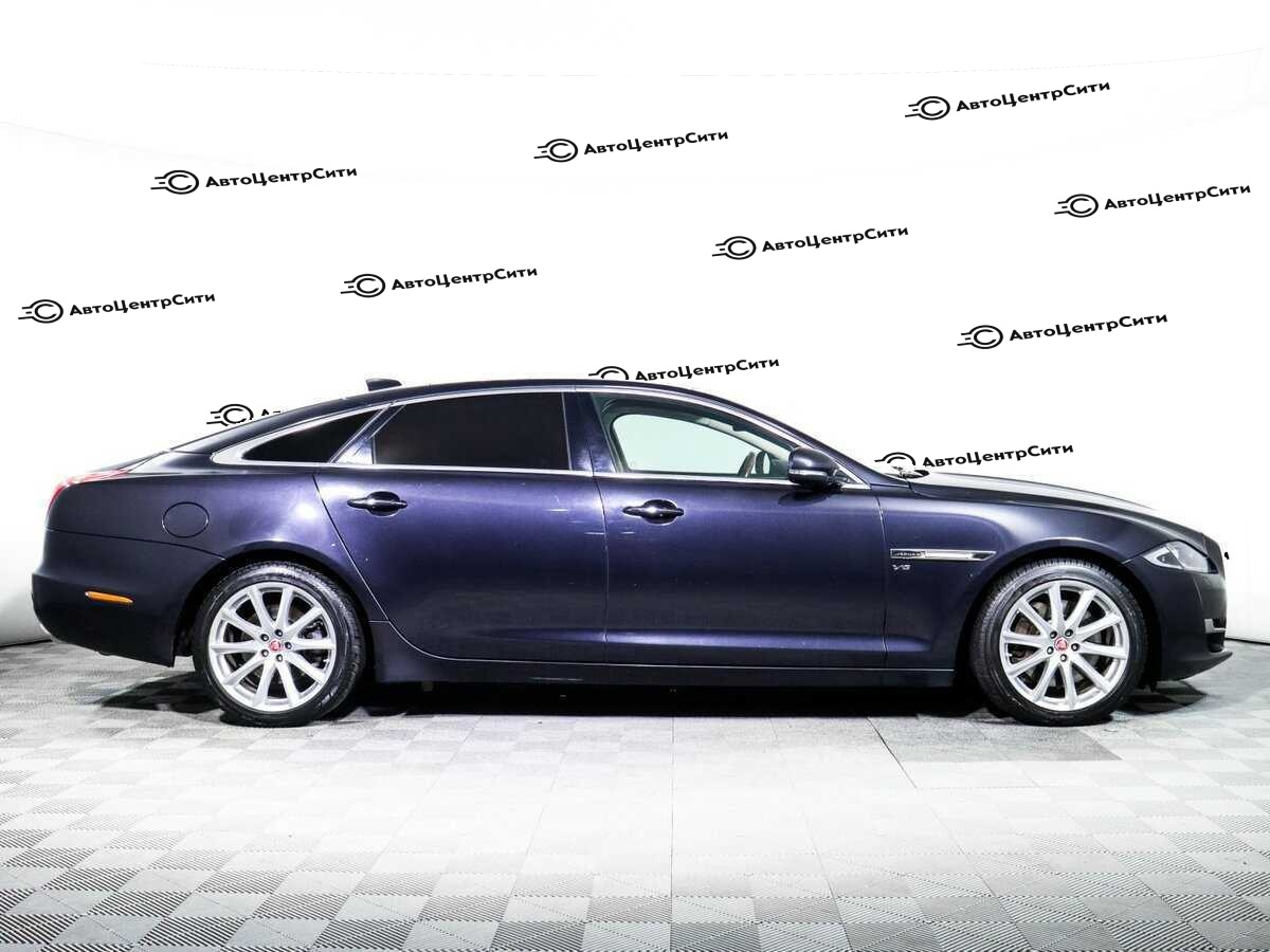 Jaguar XJ с пробегом — 2017 год. Фото: #3