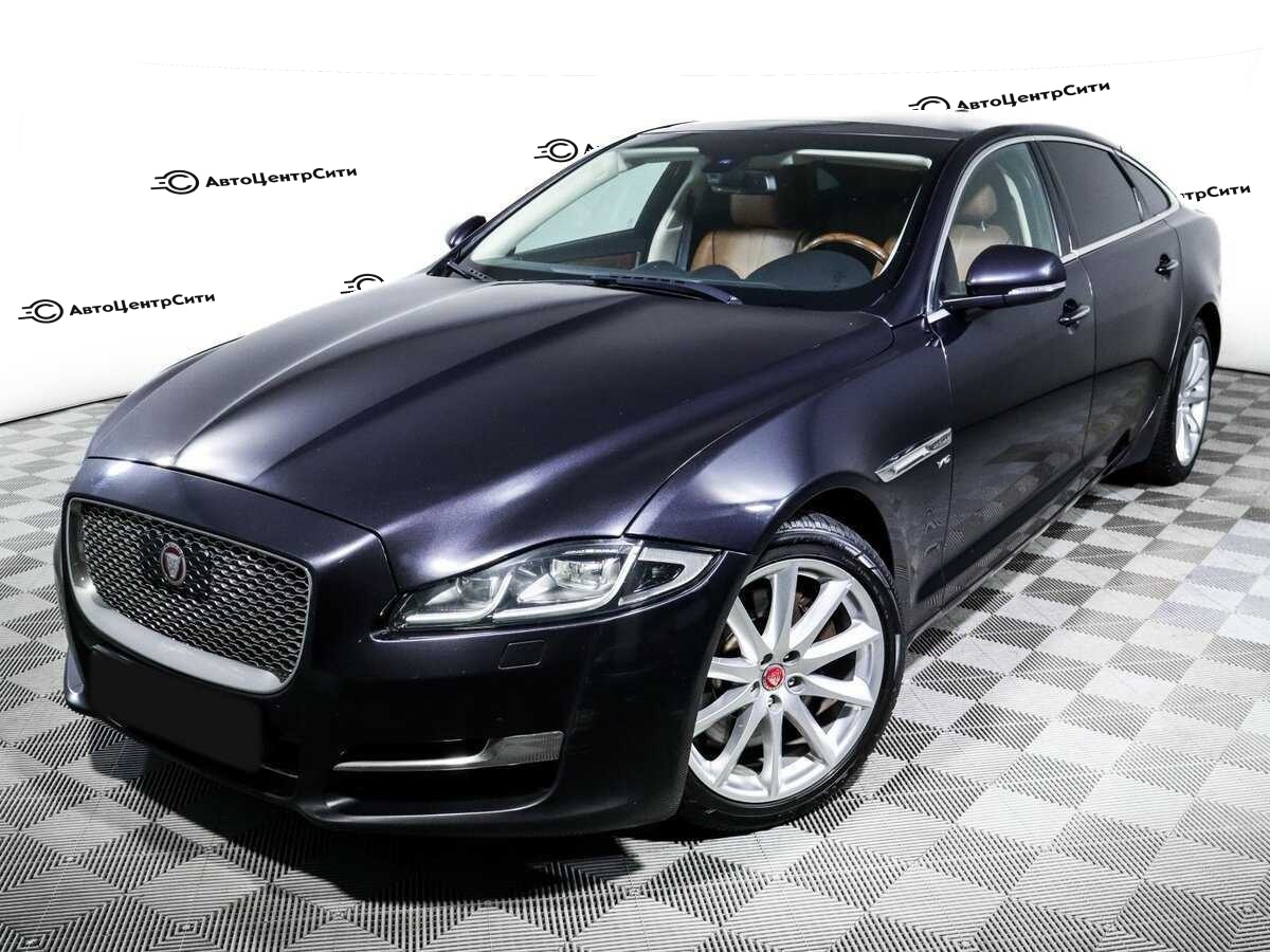Jaguar XJ с пробегом — 2017 год. Фото: #12
