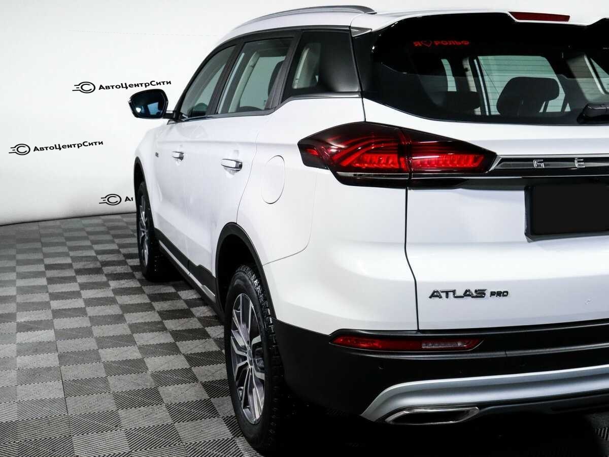 Geely Atlas Pro с пробегом — 2023 год. Фото: #19