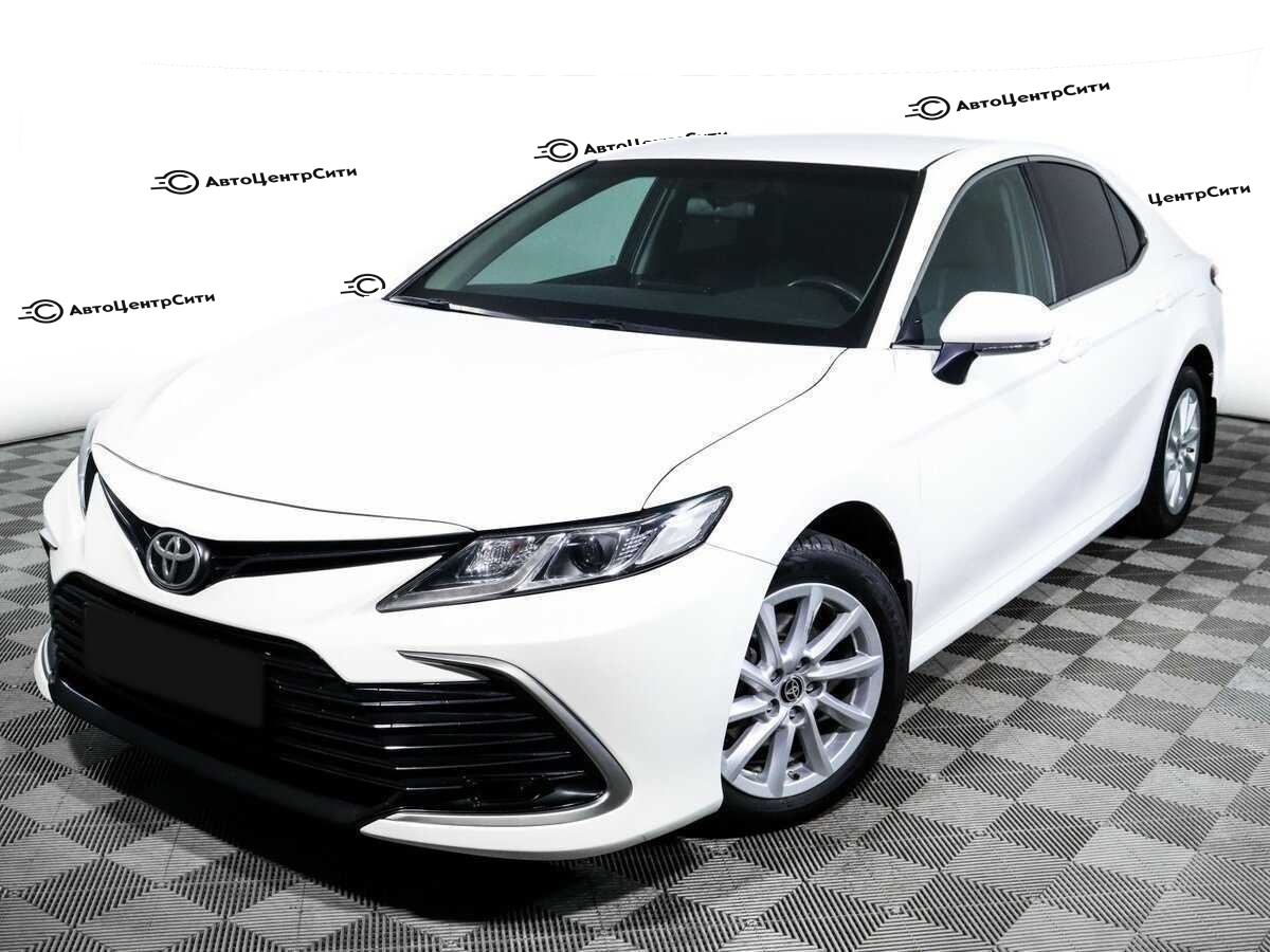 Toyota Camry с пробегом — 2021 год. Фото: #11