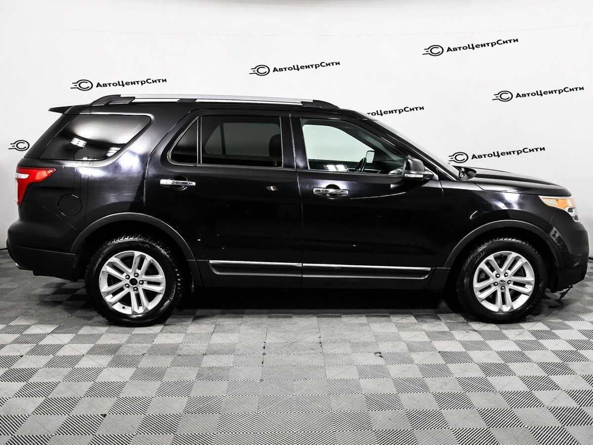 Ford Explorer с пробегом — 2014 год. Фото: #3