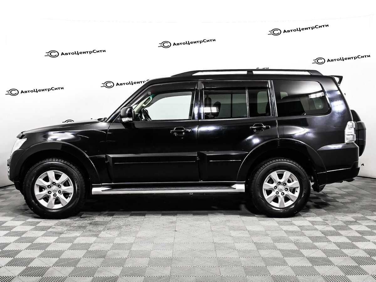 Mitsubishi Pajero с пробегом — 2015 год. Фото: #7