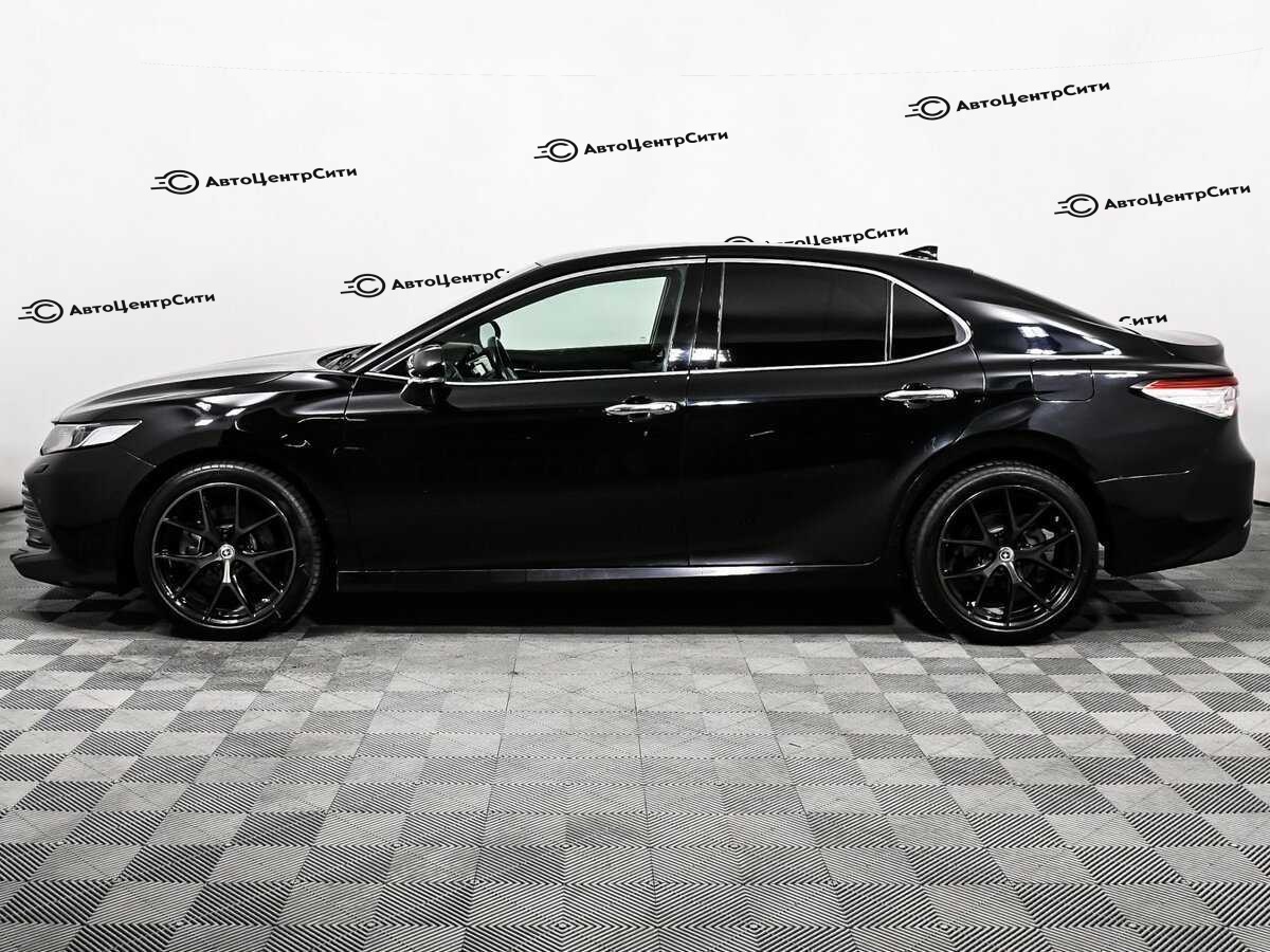 Toyota Camry с пробегом — 2019 год. Фото: #7