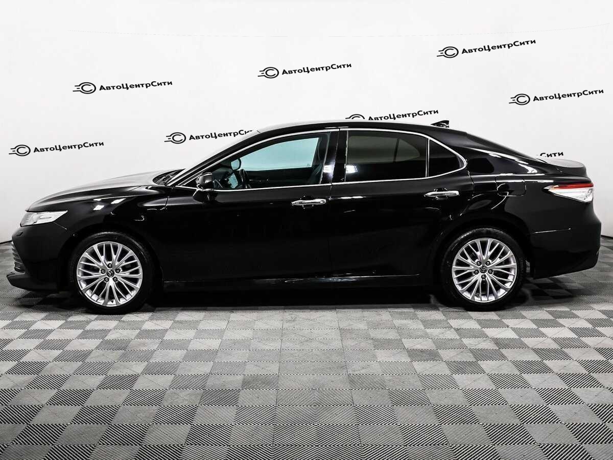 Toyota Camry с пробегом — 2019 год. Фото: #7