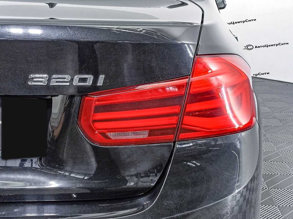 BMW 3 серии с пробегом — 2018 год. Фото: #6