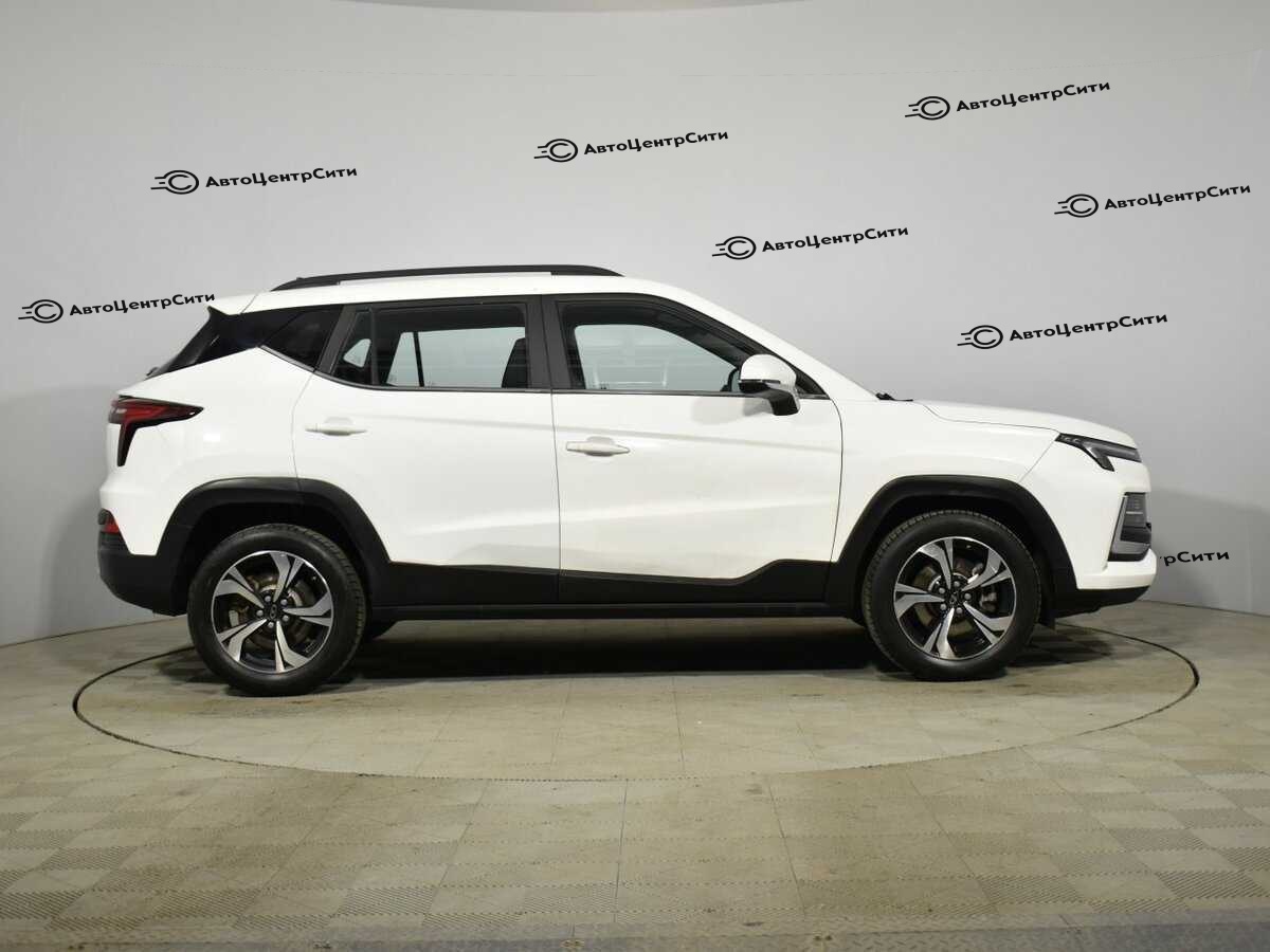 Москвич 3 с пробегом — 2023 год. Фото: #3