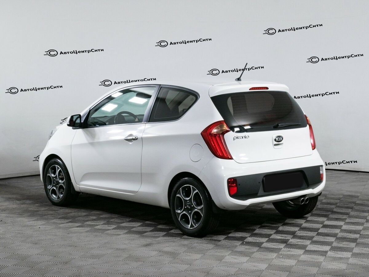 Kia Picanto с пробегом — 2012 год. Фото: #5