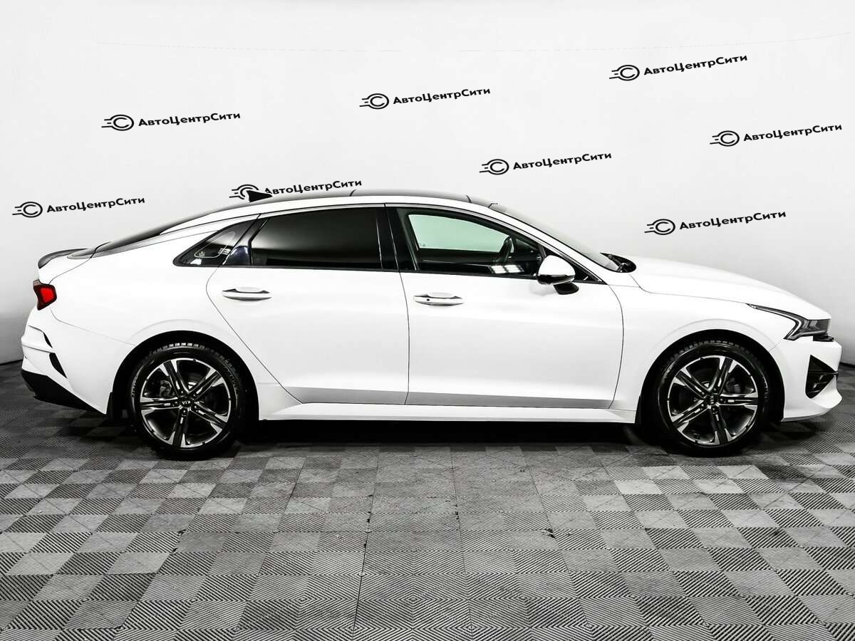 Kia K5 с пробегом — 2020 год. Фото: #3