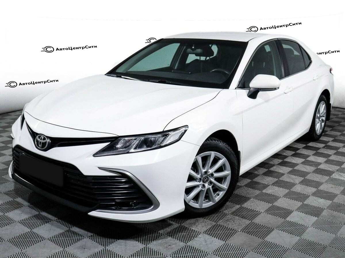 Toyota Camry с пробегом — 2021 год. Фото: #13
