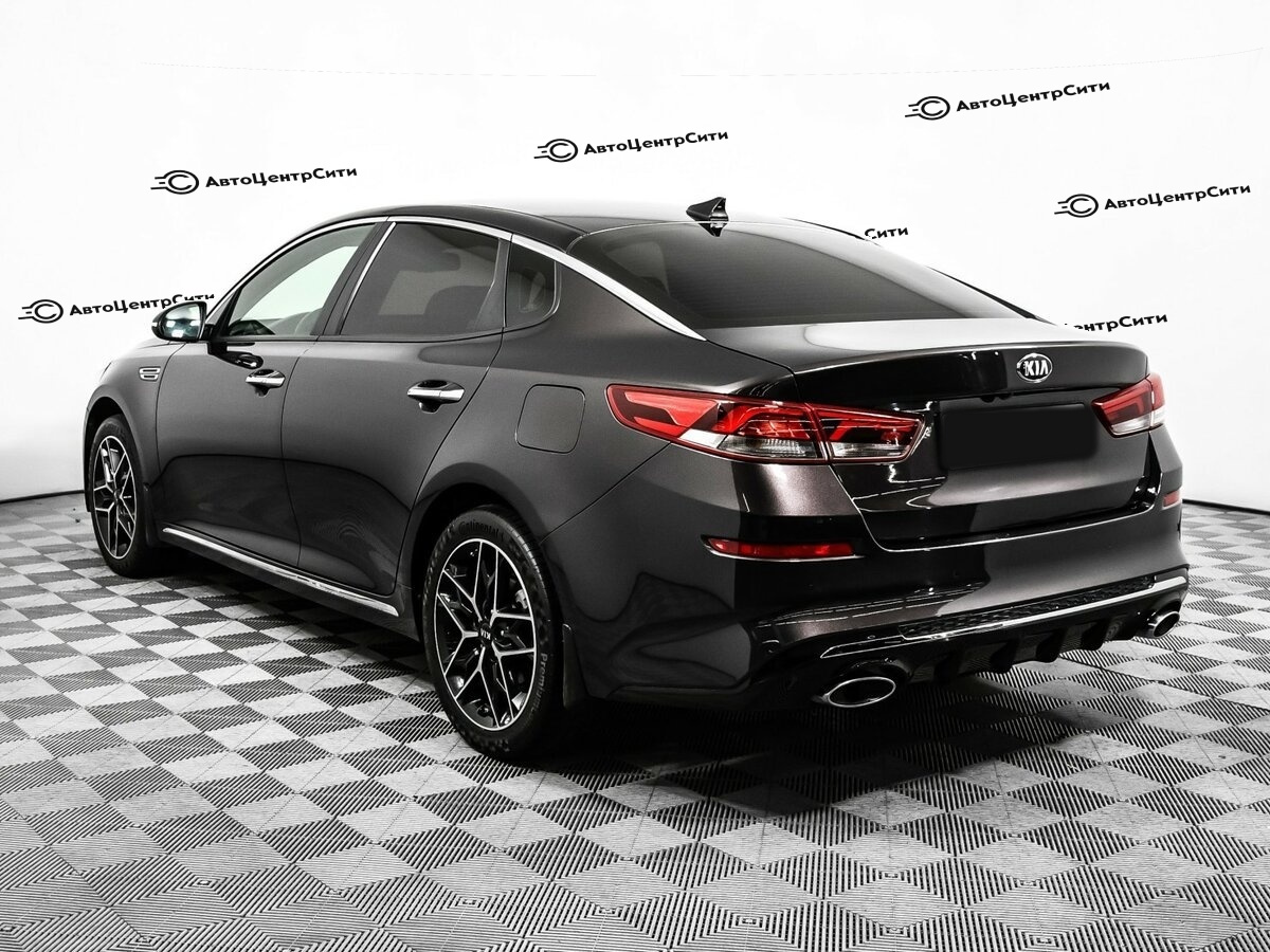Kia Optima с пробегом — 2018 год. Фото: #6
