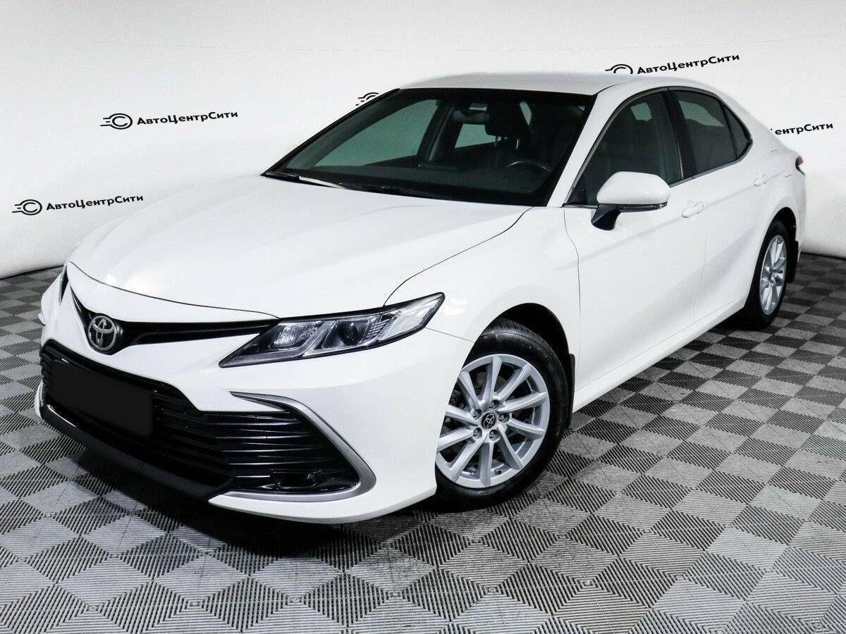 Toyota Camry с пробегом — 2021 год. Фото: #16