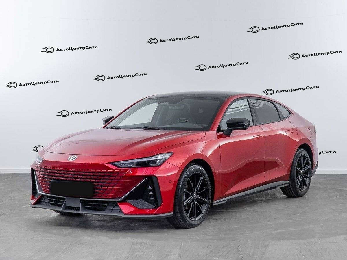 Changan UNI-V с пробегом — 2023 год. Фото: #4