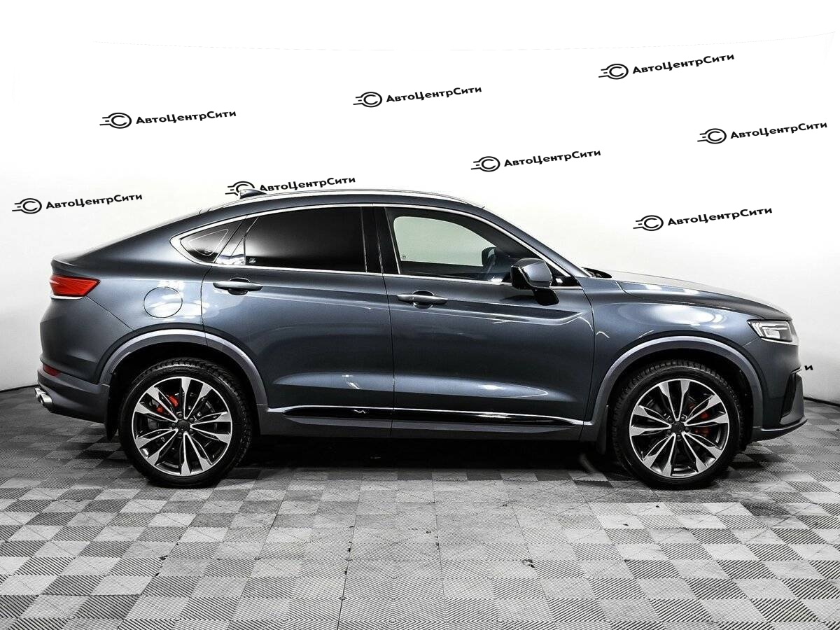 Geely Tugella с пробегом — 2022 год. Фото: #3