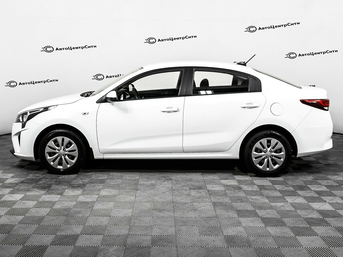 Kia Rio с пробегом — 2020 год. Фото: #7