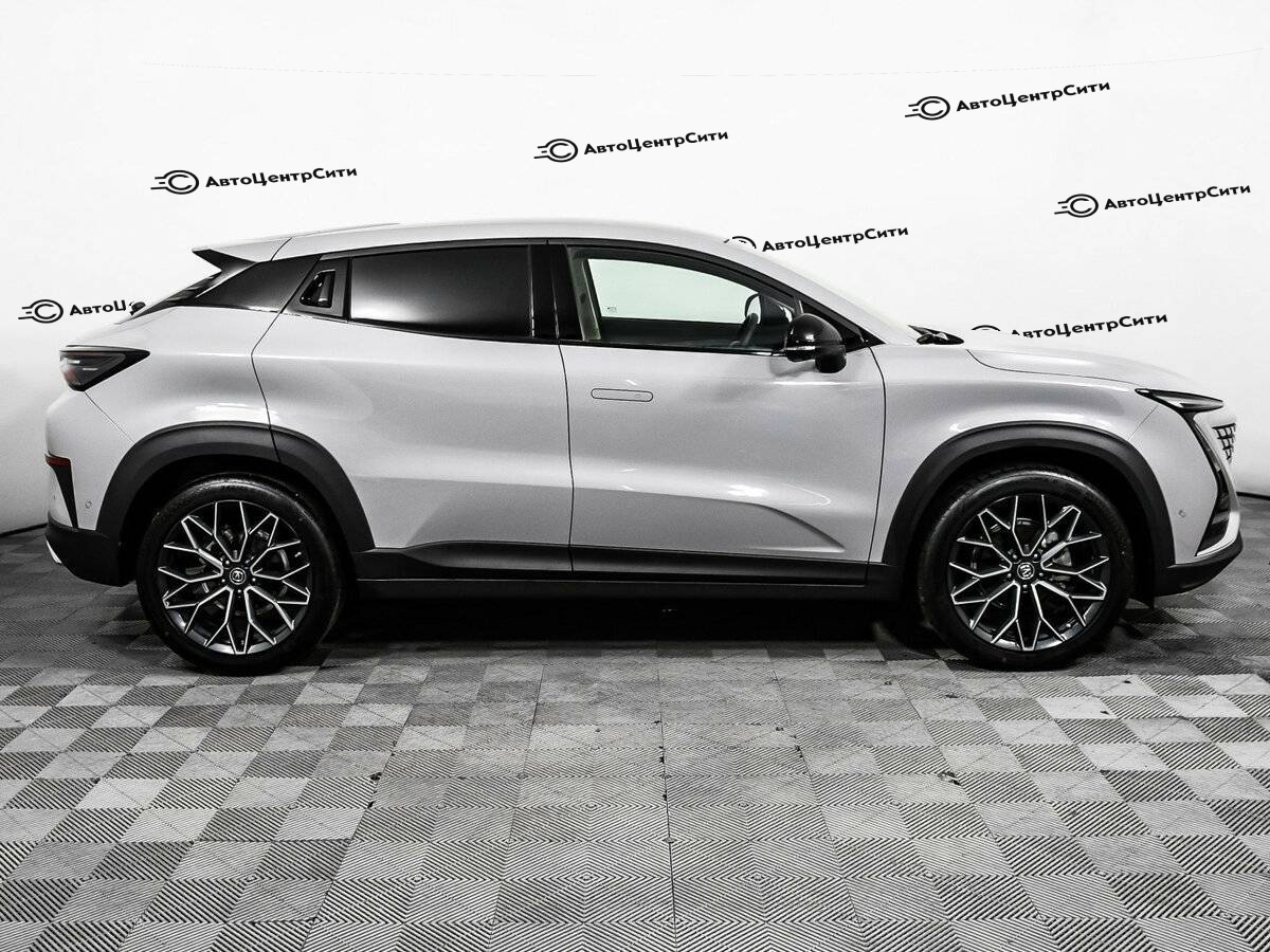 Changan UNI-T с пробегом — 2023 год. Фото: #3