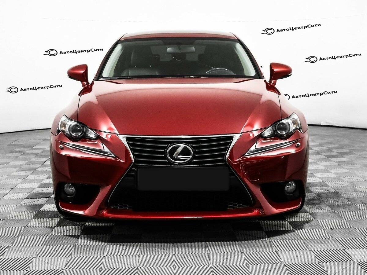 Lexus IS с пробегом — 2014 год. Фото: #1